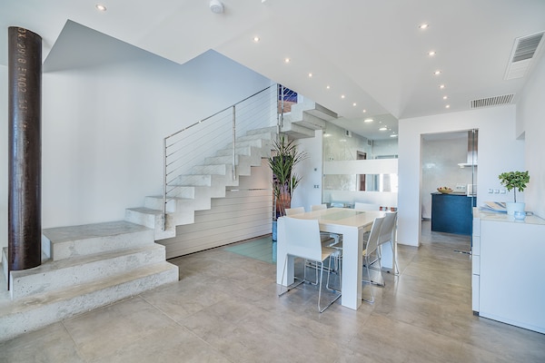 Foto van Playa de Muro Chalet met zwembad voor 6 personen - Vakantiehuis in Platja de Muro - DiningRoom