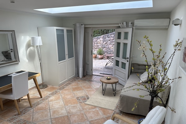 Foto van Villa met Mallorcaanse berguitzicht voor 8 - Vakantiehuis in Pollensa / Pollença - HallReception