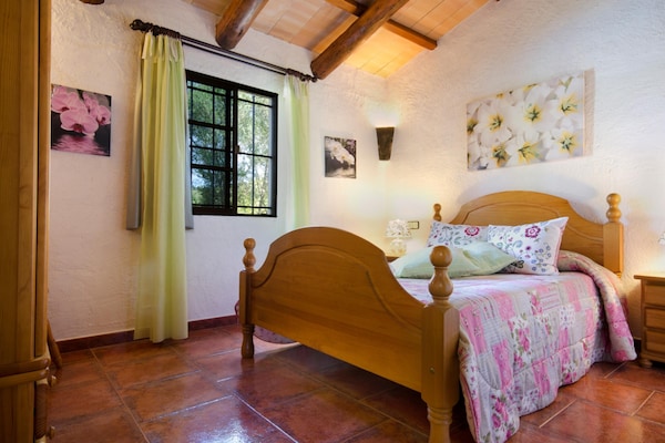 Foto van Traditionele villa met zwembad in Pollensa - Vakantiehuis in Pollensa / Pollença - BedRoom
