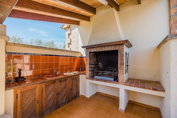 Foto van Vredige Landvilla met zwembad - Vakantiehuis in Pollensa / Pollença - Facilities