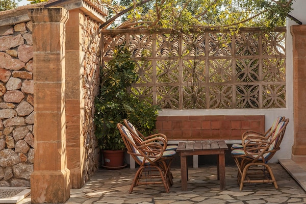Foto van Rustige Pollensa Villa voor 5 - Vakantiehuis in Pollensa / Pollença - TerraceBalcony