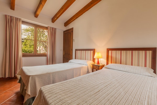 Foto van Rustige Pollensa Villa voor 5 - Vakantiehuis in Pollensa / Pollença - BedRoom