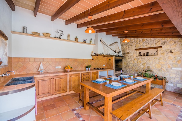 Foto van Rustiek Landhuis voor 4 - Vakantiehuis in Pollensa / Pollença - Kitchen