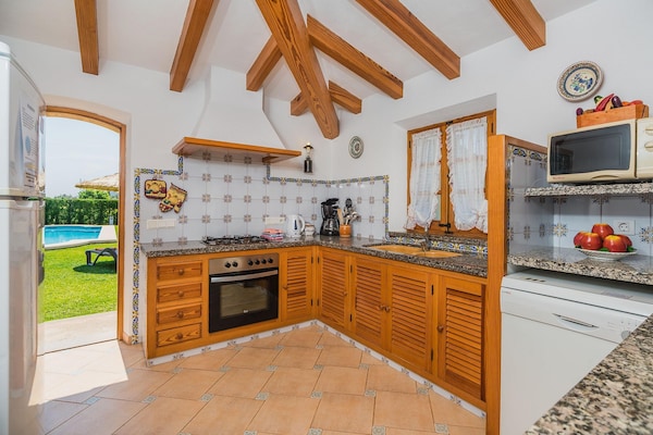 Foto van Vredige landelijke toevluchtsoord met zwembad - Vakantiehuis in Pollensa / Pollença - Kitchen
