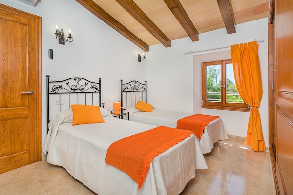 Foto van Villa met privézwembad in Pollensa - Vakantiehuis in Pollensa / Pollença - BedRoom