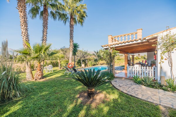 Foto van Vakantieverblijf in de bergen met privézwembad - Vakantiehuis in Pollensa / Pollença - GardenSummer