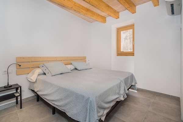 Foto van Rijtjeshuis in de oude binnenstad met zwembad - Vakantiehuis in Pollensa / Pollença - BedRoom