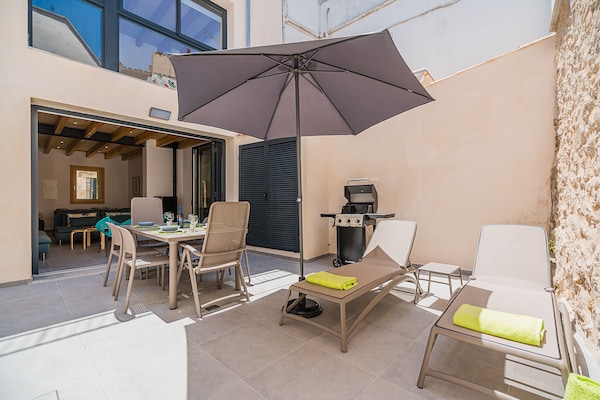 Foto van Rijtjeshuis in de oude binnenstad met zwembad - Vakantiehuis in Pollensa / Pollença - TerraceBalcony