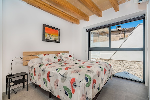 Foto van Rijtjeshuis in de oude binnenstad met zwembad - Vakantiehuis in Pollensa / Pollença - BedRoom