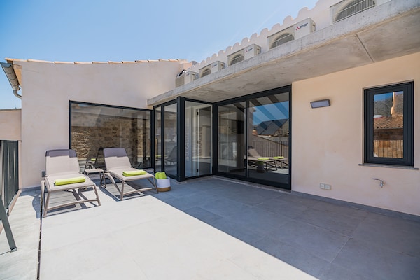 Foto van Rijtjeshuis in de oude binnenstad met zwembad - Vakantiehuis in Pollensa / Pollença - TerraceBalcony