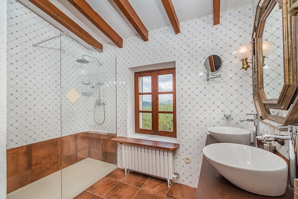 Foto van Villa in Pollença met privézwembad - Vakantiehuis in Pollensa / Pollença - BathRoom