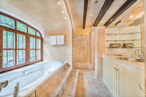 Foto van Villa in Pollença met privézwembad - Vakantiehuis in Pollensa / Pollença - BathRoom
