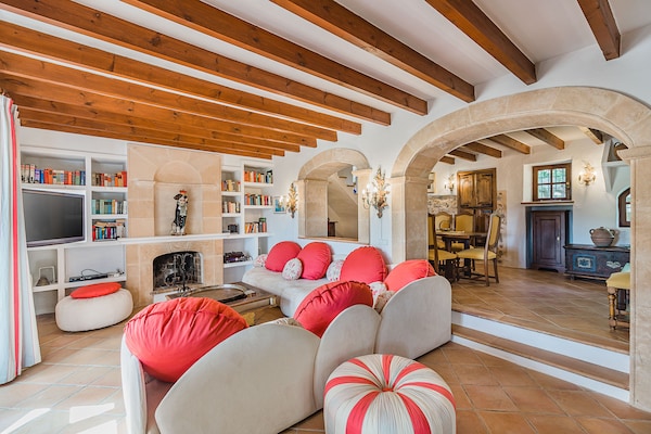 Foto van Villa in Pollença met privézwembad - Vakantiehuis in Pollensa / Pollença - LivingRoom