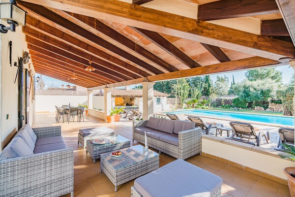 Foto van Villa met privézwembad in Pollensa - Vakantiehuis in Pollensa / Pollença - TerraceBalcony