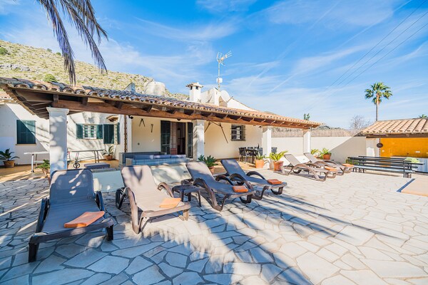 Foto van Villa met privézwembad in Pollensa - Vakantiehuis in Pollensa / Pollença - ExteriorSummer
