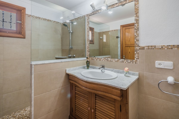 Foto van Villa op het platteland in Pollensa - Vakantiehuis in Pollensa / Pollença - BathRoom