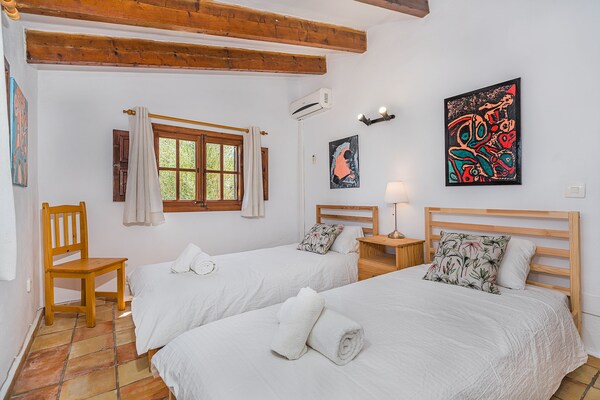 Foto van Villa vlakbij de oude binnenstad van Pollensa - Vakantiehuis in Pollensa / Pollença - BedRoom