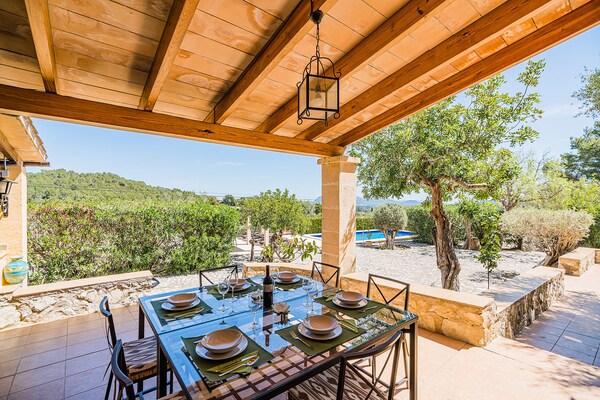Foto van Villa vlakbij de oude binnenstad van Pollensa - Vakantiehuis in Pollensa / Pollença - TerraceBalcony