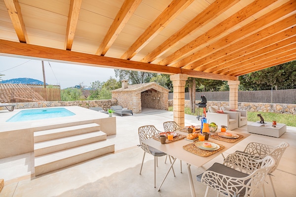 Foto van Villa met 2 slaapkamers en zwembad, Pollença - Vakantiehuis in Pollensa / Pollença - TerraceBalcony