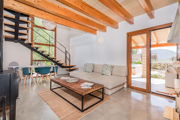 Foto van Villa met 2 slaapkamers en zwembad, Pollença - Vakantiehuis in Pollensa / Pollença - LivingRoom