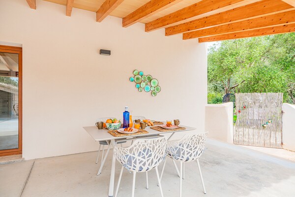 Foto van Villa met 2 slaapkamers en zwembad, Pollença - Vakantiehuis in Pollensa / Pollença - TerraceBalcony