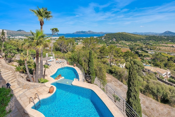 Foto van Villa met 5 slaapkamers en twee zwembaden - Vakantiehuis in Pollensa / Pollença - PoolOfHouse