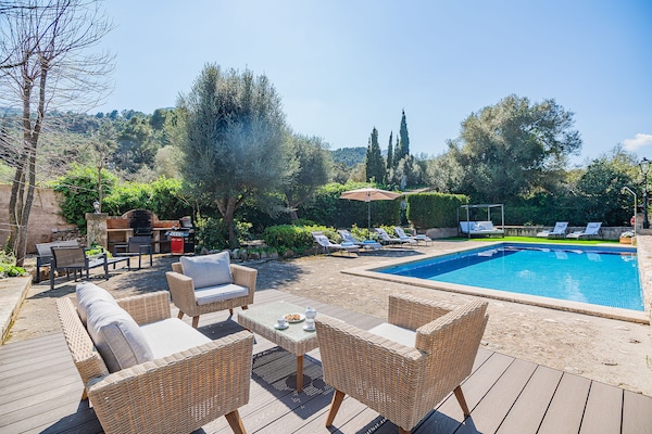 Foto van Villa met uitzicht op de bergen, Mallorca - Vakantiehuis in Pollensa - TerraceBalcony