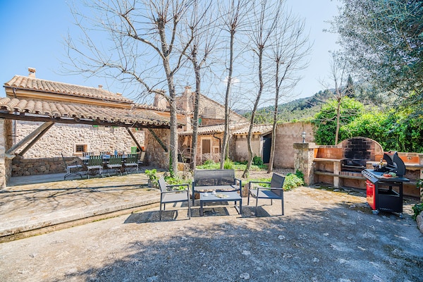 Foto van Villa met uitzicht op de bergen, Mallorca - Vakantiehuis in Pollensa - Facilities