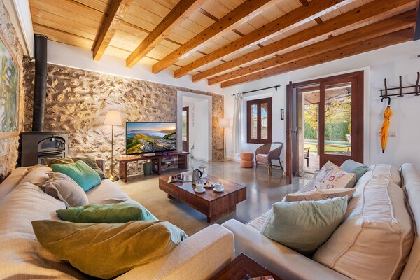 Foto van Villa vlakbij het centrum van Pollença - Vakantiehuis in Pollensa / Pollença - LivingRoom