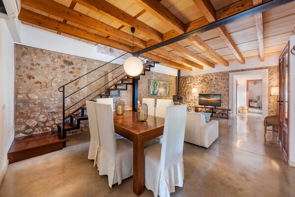 Foto van Villa vlakbij het centrum van Pollença - Vakantiehuis in Pollensa / Pollença - DiningRoom