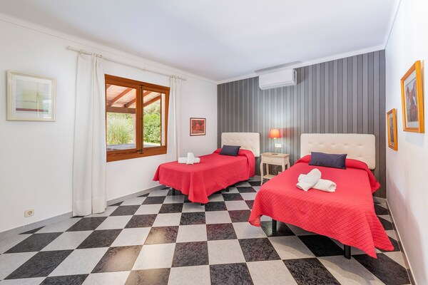 Foto van Mooie villa vlakbij het centrum van Pollença - Vakantiehuis in Pollensa / Pollença - BedRoom