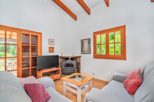 Foto van Villa met 2 slaapkamers en zwembad Puerto Pollença - LivingRoom