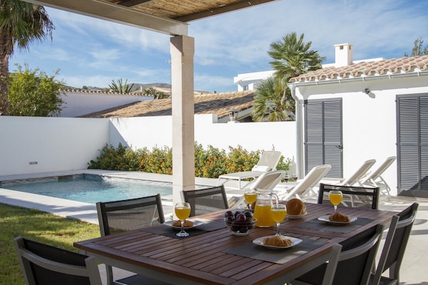 Foto van Villa aan het strand met zwembad, Puerto Pollença - PoolOfHouse