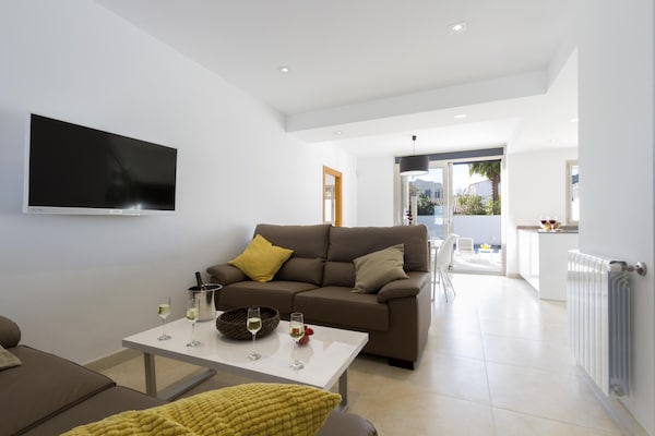Foto van Villa aan het strand met zwembad, Puerto Pollença - LivingRoom
