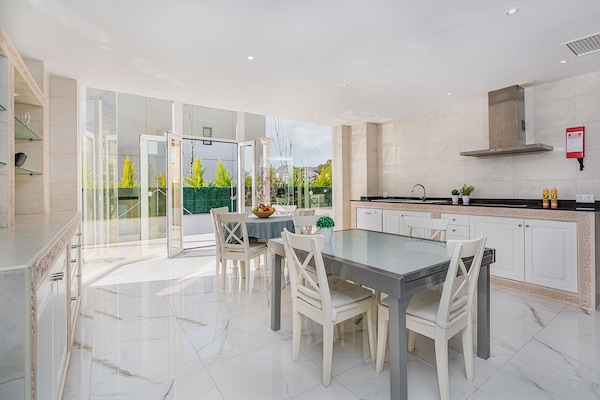 Foto van Villa met zwembad vlakbij het strand op Mallorca - Vakantiehuis in Port de Pollença - Kitchen