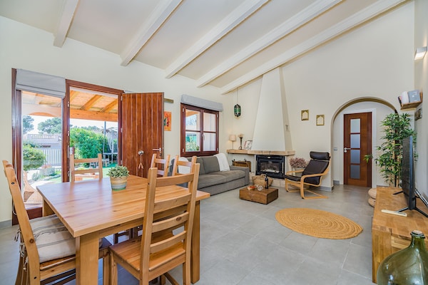 Foto van Villa met 3 slaapkamers en zwembad Puerto Pollença - LivingRoom