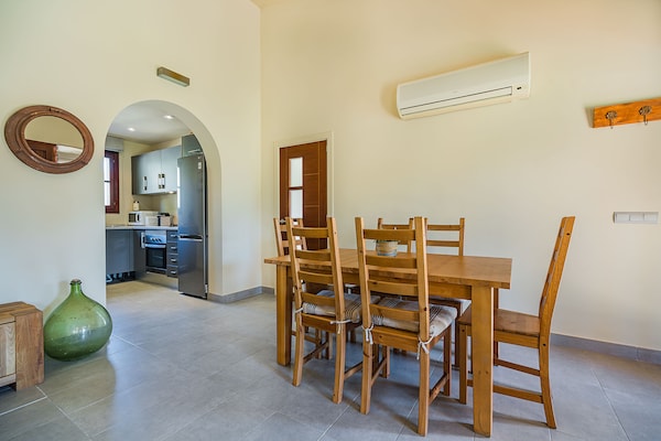 Foto van Villa met 3 slaapkamers en zwembad Puerto Pollença - DiningRoom