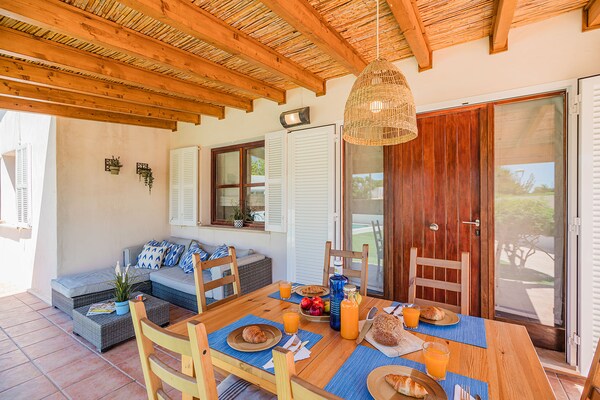 Foto van Villa met 3 slaapkamers en zwembad Puerto Pollença - TerraceBalcony