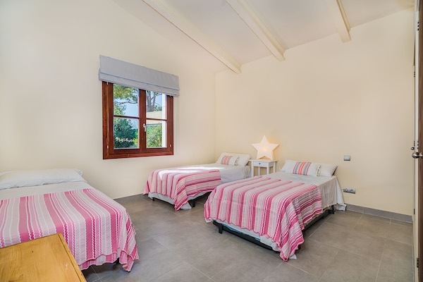 Foto van Villa met 3 slaapkamers en zwembad Puerto Pollença - BedRoom