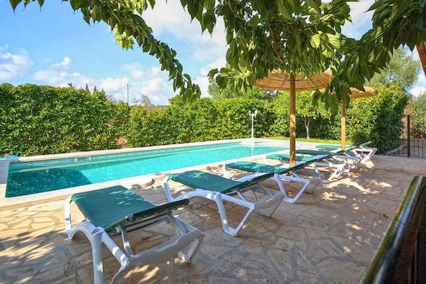 Foto van Villa in Manacor met Zwembad en Tennisbaan - Vakantiehuis in Manacor - PoolOfHouse