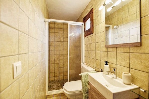 Foto van Villa in Manacor met Zwembad en Tennisbaan - Vakantiehuis in Manacor - BathRoom