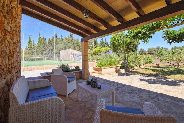 Foto van Villa in Manacor met Zwembad en Tennisbaan - Vakantiehuis in Manacor - GardenSummer