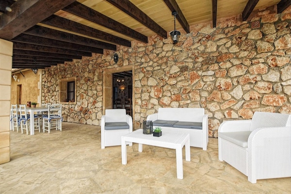 Foto van Villa in Manacor met Zwembad en Tennisbaan - Vakantiehuis in Manacor - TerraceBalcony