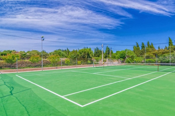 Foto van Villa in Manacor met Zwembad en Tennisbaan - Vakantiehuis in Manacor - Facilities