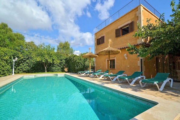 Foto van Villa in Manacor met Zwembad en Tennisbaan - Vakantiehuis in Manacor - ExteriorSummer