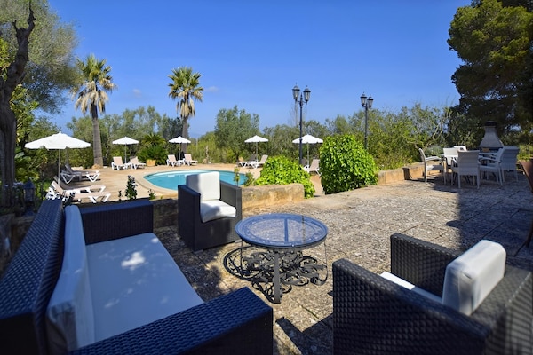 Foto van Vakantiehuis in Migjorn met privézwembad - Vakantiehuis in Migjorn - TerraceBalcony