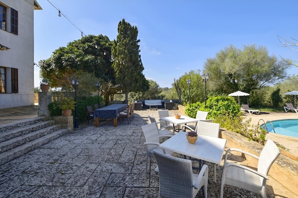 Foto van Vakantiehuis in Migjorn met privézwembad - Vakantiehuis in Migjorn - TerraceBalcony