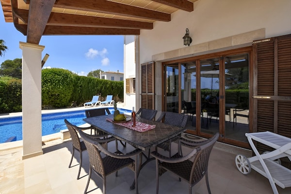 Foto van Villa in Santanyí met privézwembad en BBQ - Vakantiehuis in Santanyi - TerraceBalcony