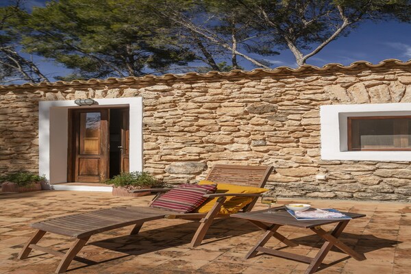 Foto van Vakantiehuis met privé zwembad - Vakantiehuis in Santa Gertrudis - TerraceBalcony