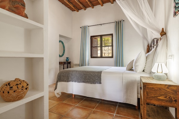 Foto van Villa nabij de stranden in het zuidwesten - Vakantiehuis in Benimusa - BedRoom